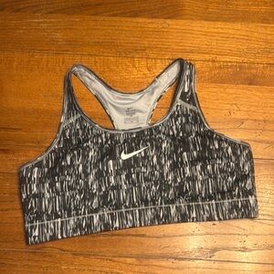 Nike Women's Monochrome Patterned Sports Bra
